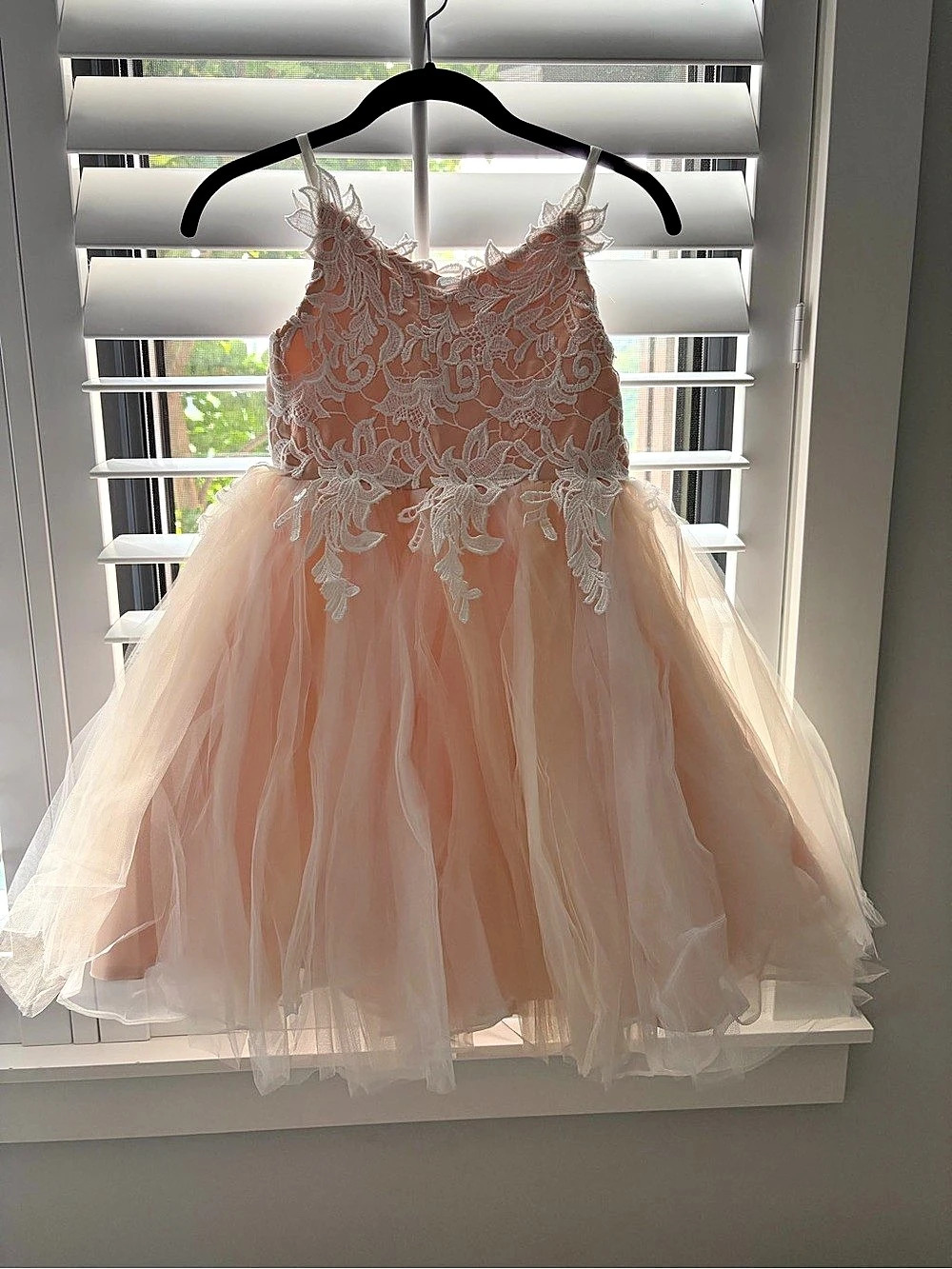 Girls Formal Tulle Dress in Pink & White Size 8